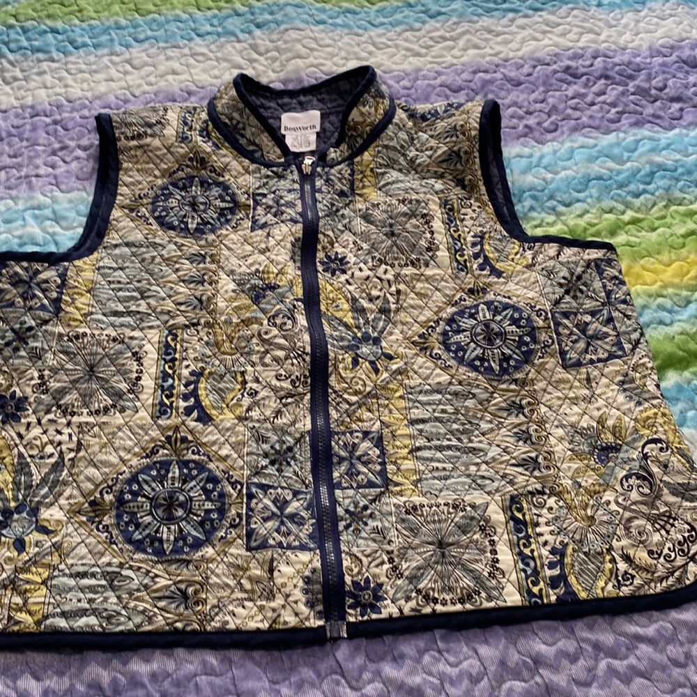 Ladies quilted vests XL petite